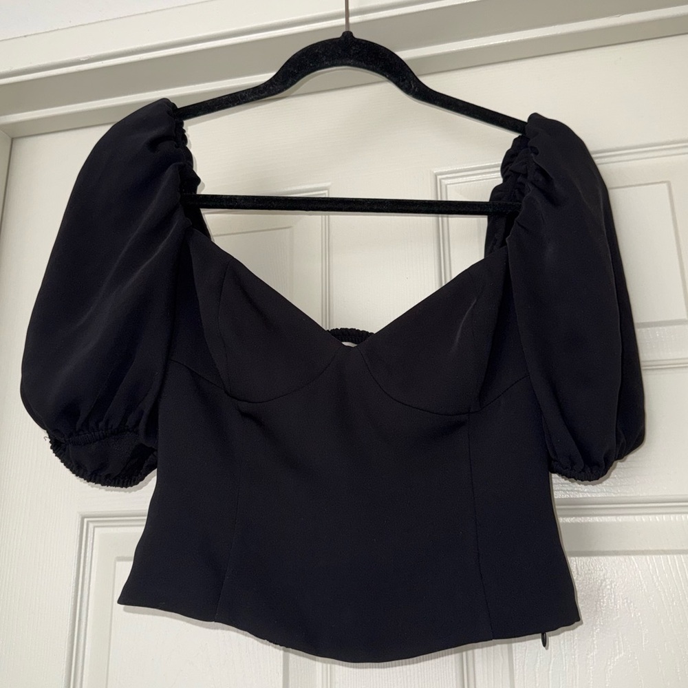 Aritzia Wilfred Novella Shortsleeve Blouse Black